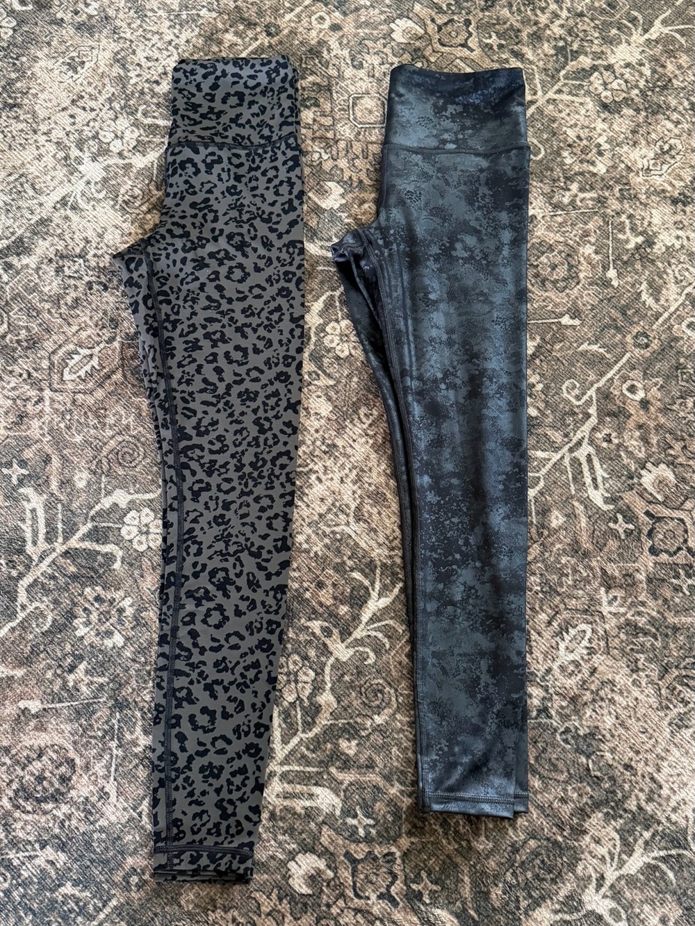 Athleta Elation Leopard Print and ti dye print Leggings Size xs 2 pair